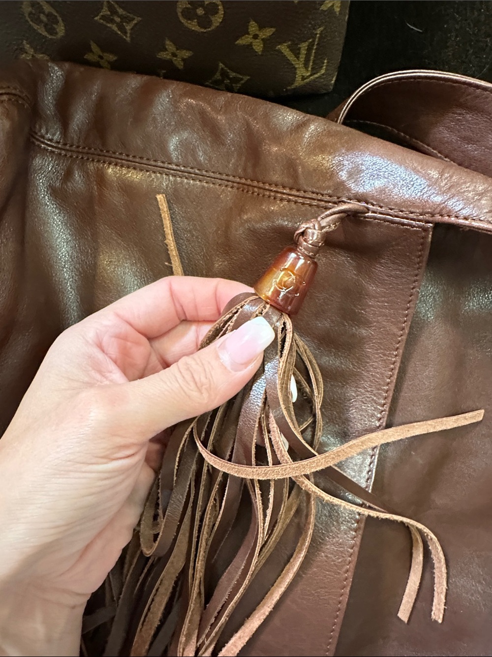 Vintage Lambskin Chanel y2k with tassle - Picture 16 of 16